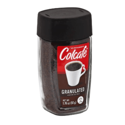 Café instantáneo granulado Colcafé con auténtico sabor colombiano en presentación práctica.