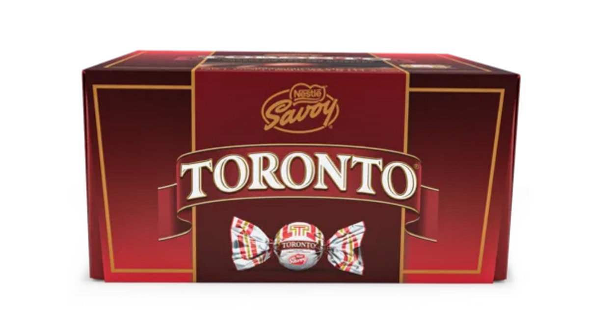 Caja de chocolates Toronto con relleno cremoso de avellana.