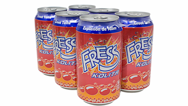 Refresco Frescolita en lata ideal para acompañar comidas y snacks tradicionales.