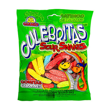 Gomitas en forma de culebritas con sabores frutales y textura suave.