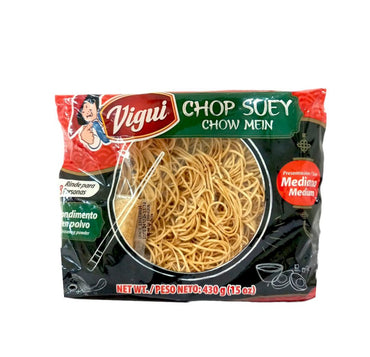 Fideos chow mein tradicionales ideales para recetas orientales y salteados.