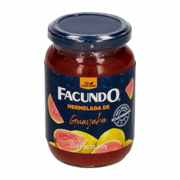 Mermelada de guayaba tropical perfecta para acompañar panes, galletas y postres latinos.