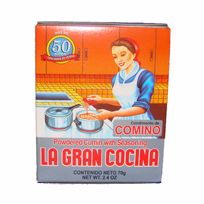 Condimento con color Triguisar Gran Cocina utilizado para arroz, sopas, carnes y preparaciones típicas colombianas.