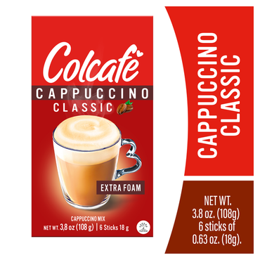 Cappuccino Clásico Colcafé con cremosa espuma y auténtico sabor a café colombiano, listo para preparar de forma instantánea.