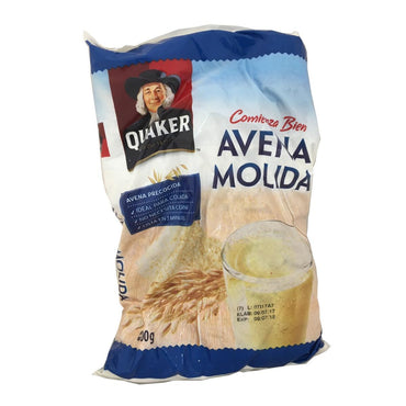 Avena molida Quaker ideal para bebidas y recetas nutritivas.